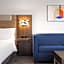 Holiday Inn Express Indianapolis Airport By IHG