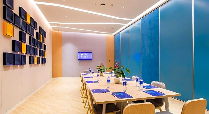 Holiday Inn Express Jiangmen Jianghai By IHG