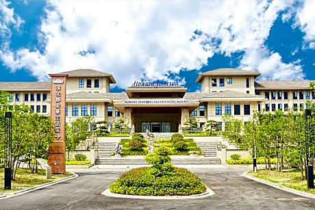 Howard Johnson Lakeview Hotel Huaibei