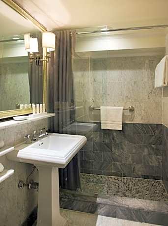 Suite Two Double Beds One Bedroom 