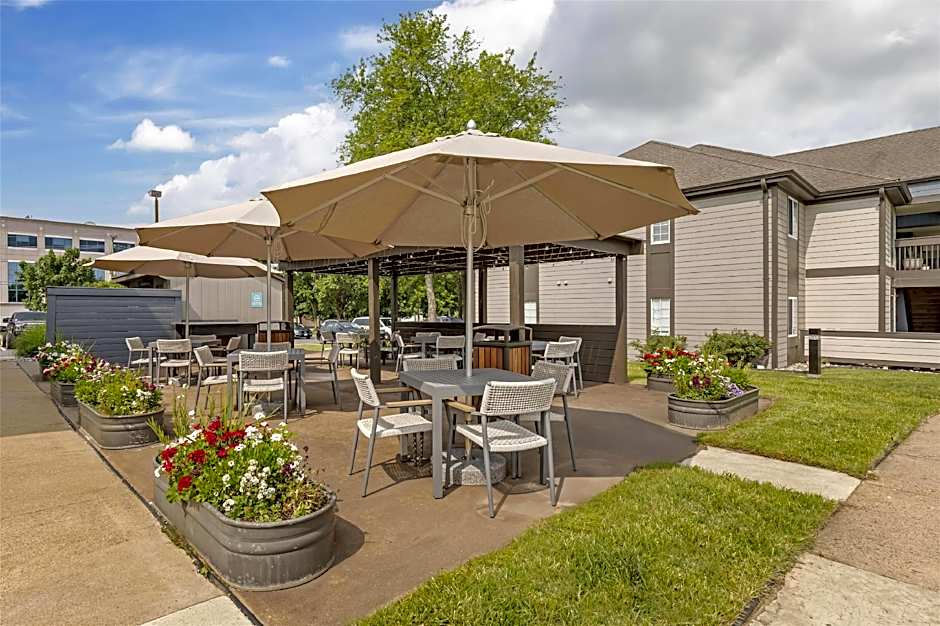 Sonesta ES Suites Dulles Airport