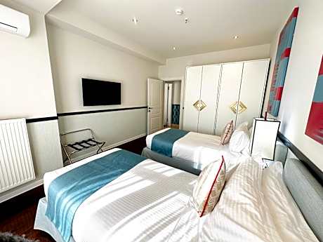 2-Bedroom Premier Suite