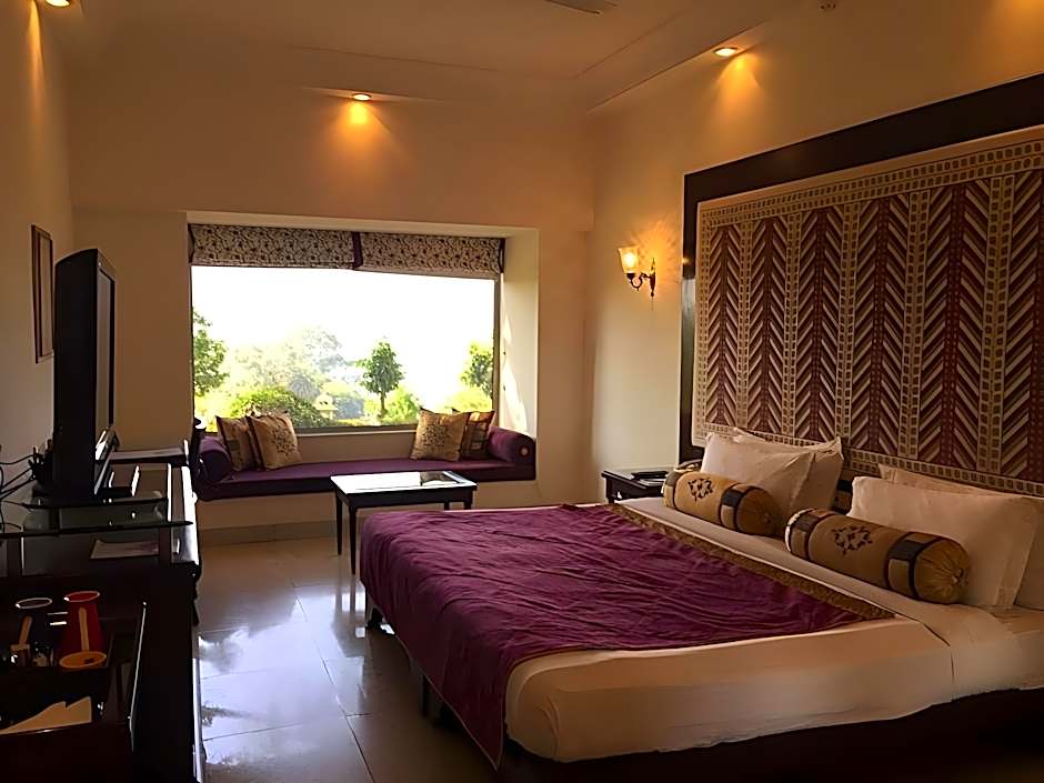 The LaLiT Laxmi Vilas Palace Udaipur Hotel