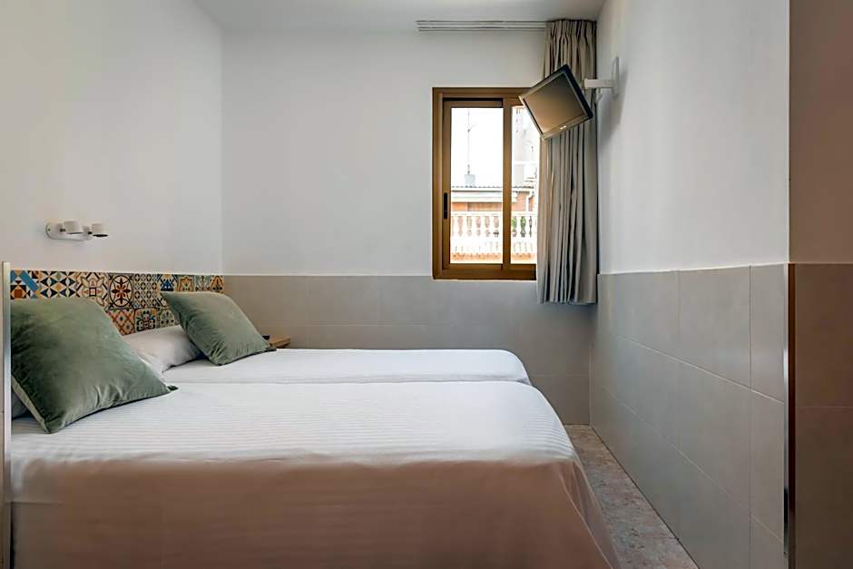 Hostal Baler