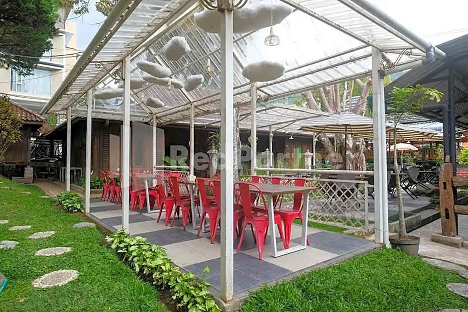 Javenir Hotel Tawangmangu Mitra RedDoorz