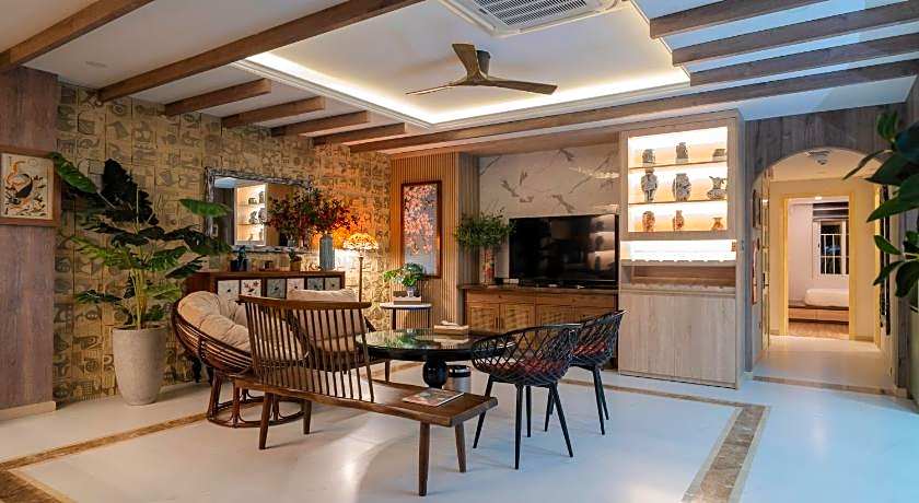 Aaron Boutique Hotel