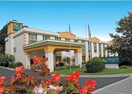 Quality Inn Huntersville near Lake Norman