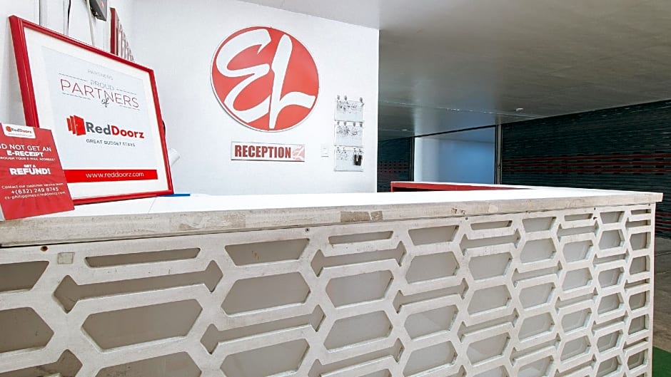 RedDoorz @ EL Highway Hotel Bulacan 