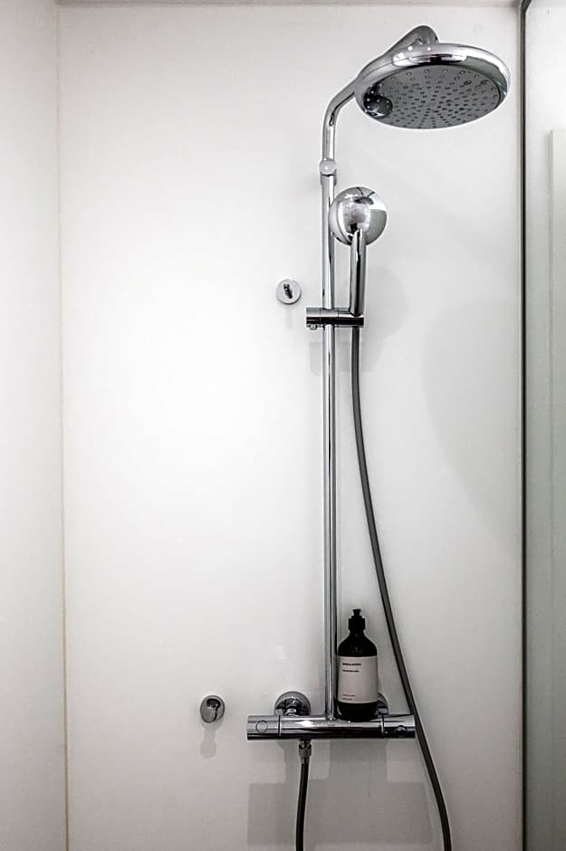 The Pier apartments by Daniel&Jacob's