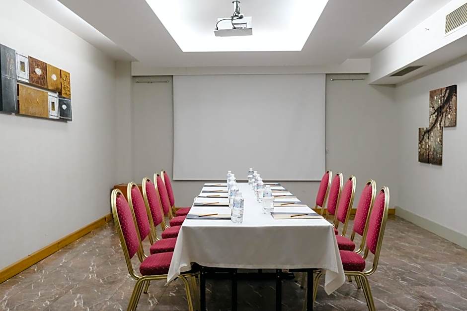 ARMİS HOTEL