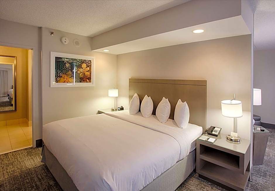 DoubleTree By Hilton Hotel Denver North
