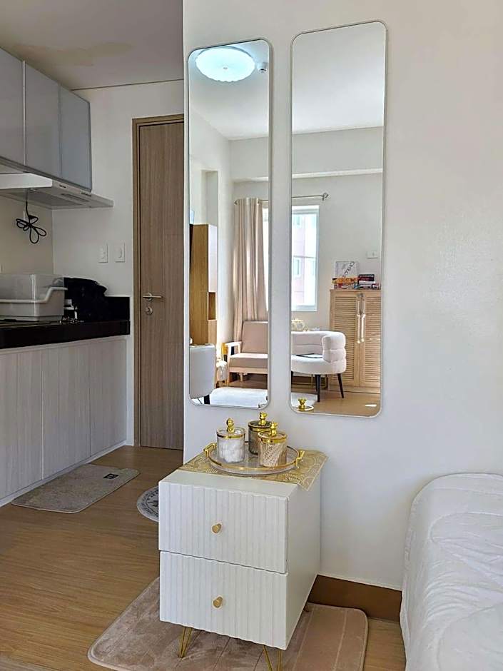 Auberge Condotels at SMDC Hope Residences