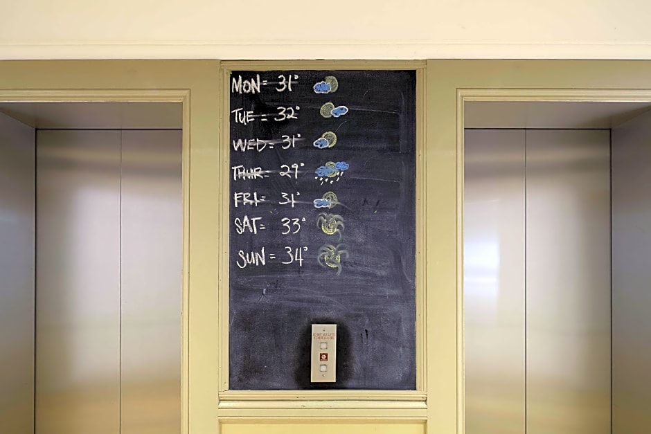 Westend Central Apartments