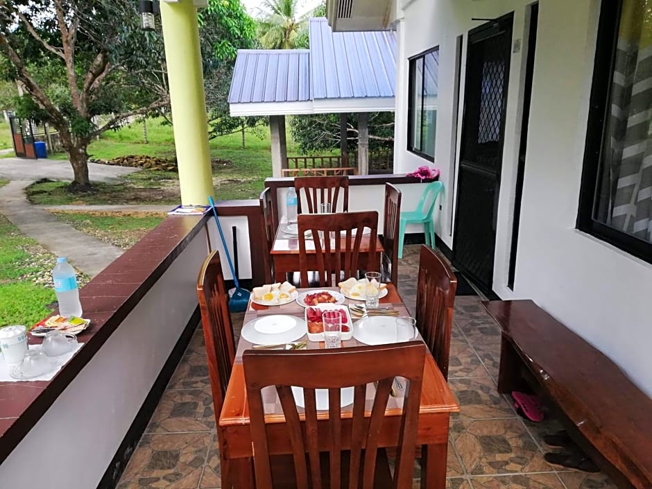 Balai Mariacaria Pension House