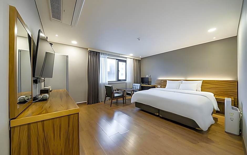 Anyang CNC Hotel