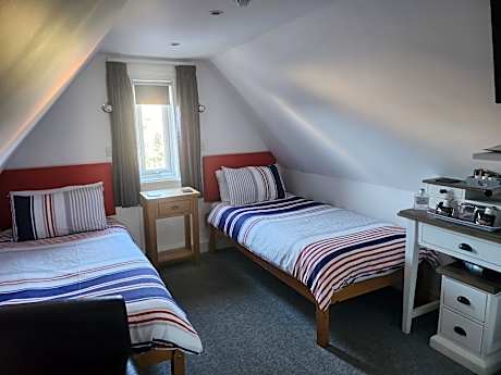 Twin Room with Garden View