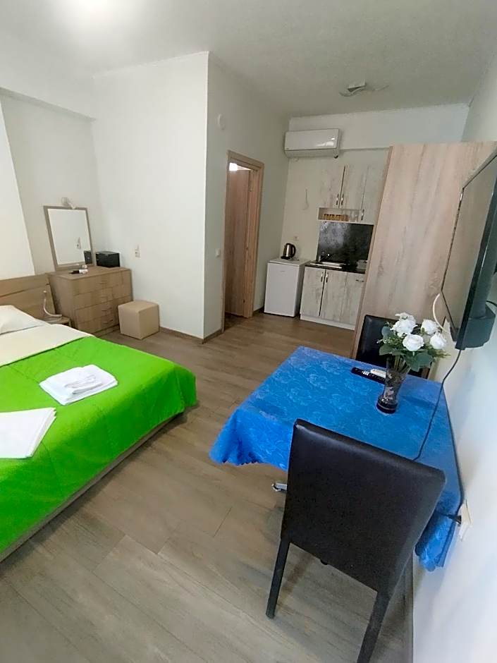 Oasis luxury apartments