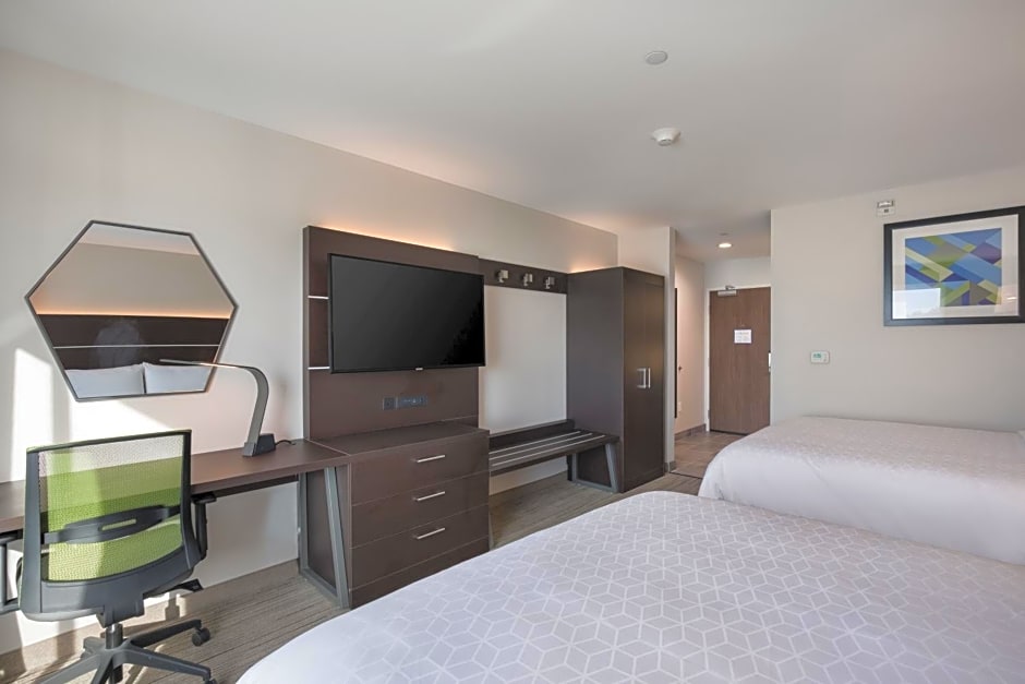 Holiday Inn Express & Suites Hoffman Estates