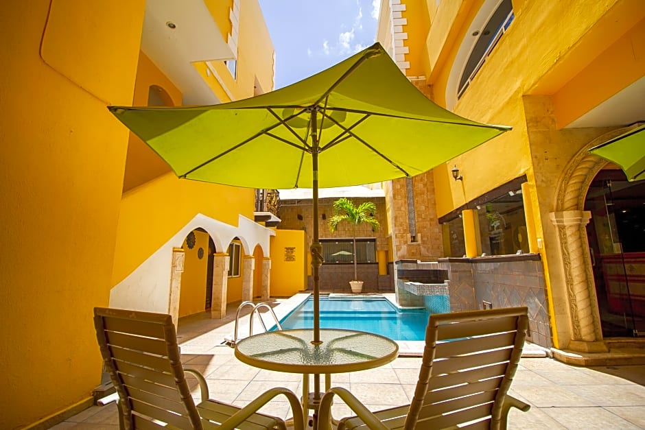 Hotel Suites Flamboyanes