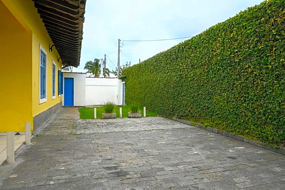 Pé na Areia com Piscina e Churrasqueira - 2 suítes