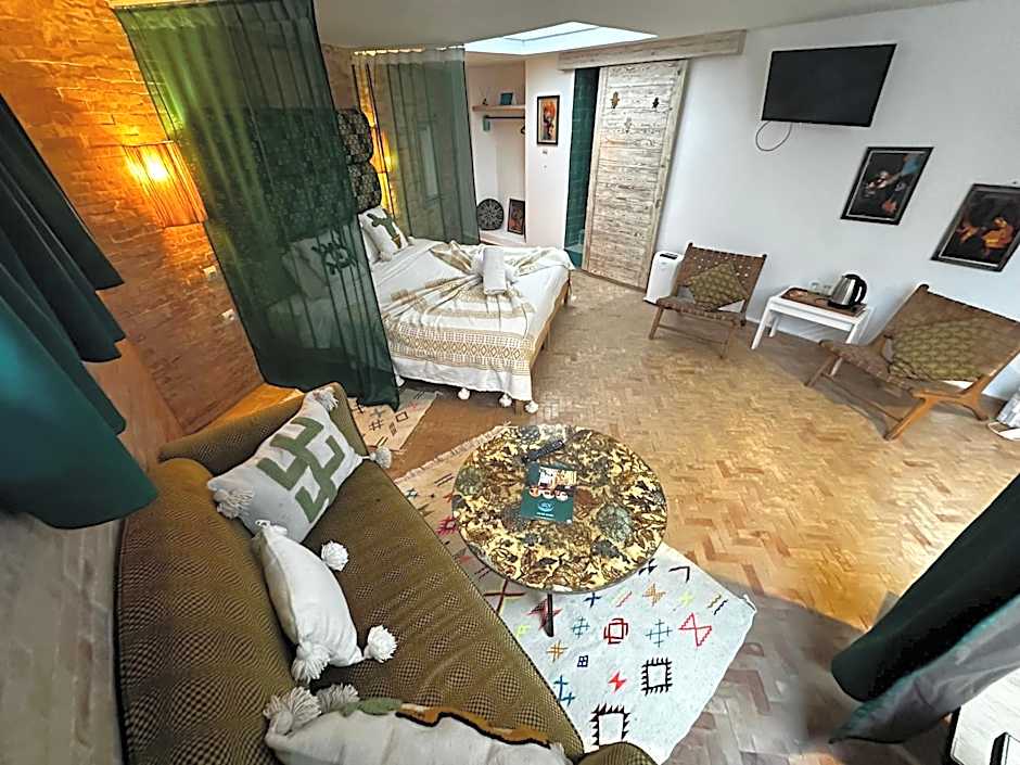 Mama Souiri Hotel