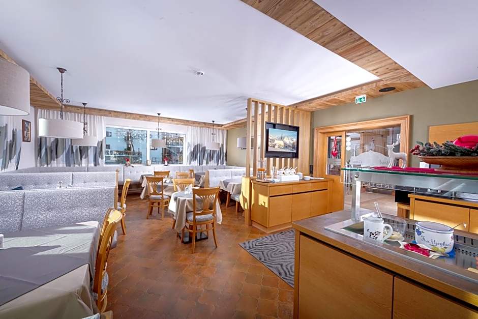 Hotel Garni Entstrasser