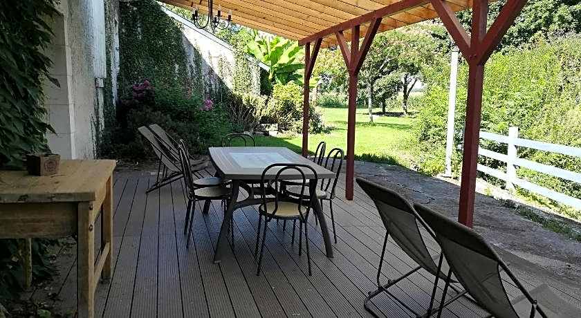 La Ferme de l'isle et sa Roulotte