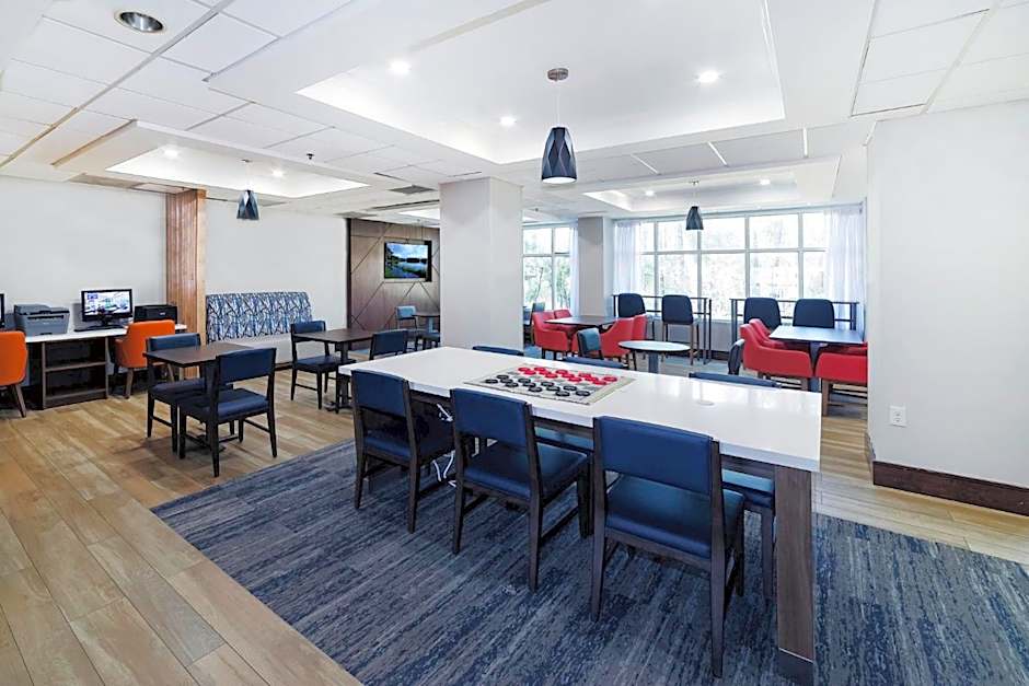 Holiday Inn Express Hotel & Suites Walterboro I-95 By IHG