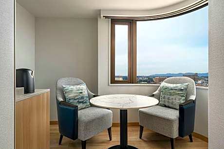 Deluxe Twin Room with Two Double Beds