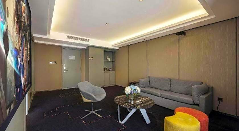 Aishang Hotel (Lecong Furniture Mall, Foshan)