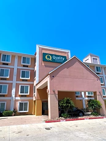 Quality Inn and Suites Westchase