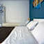 Vatican Central Suites