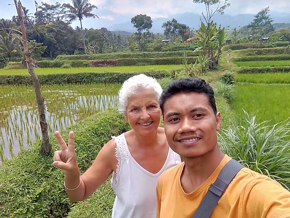 The Alam Bungalow & Restaurant