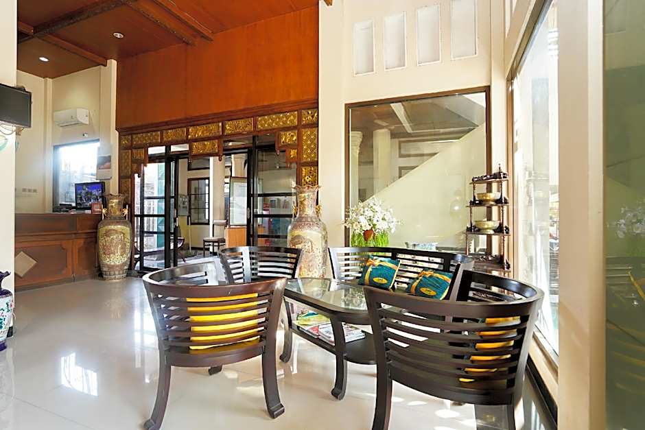 Collection O 1430 Hotel Ratna Syariah