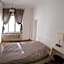 Lovecroatia Zagreb-'Paxnest' HOSTEL, No party! Cozy and quiet! Separated Men and women's Dormitory and Shower room! Indoor shoes provided! Lower beds with curtains for privacy! Maximum 4-5 beds per room! Fully prepared bed sheets! Have Laundry shop