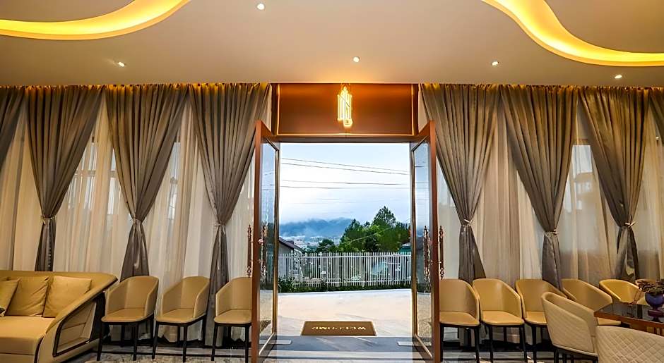 New Century Dalat Hotel