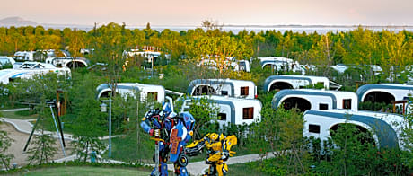 Wonderland RV Camp Yanguan