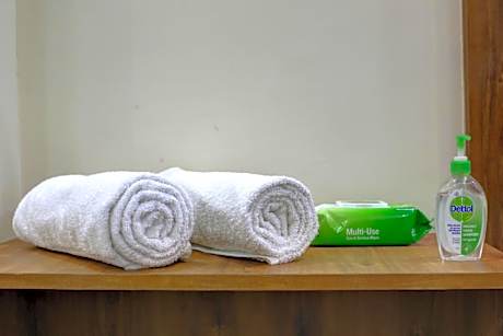 Hotel Premier Noida 135 