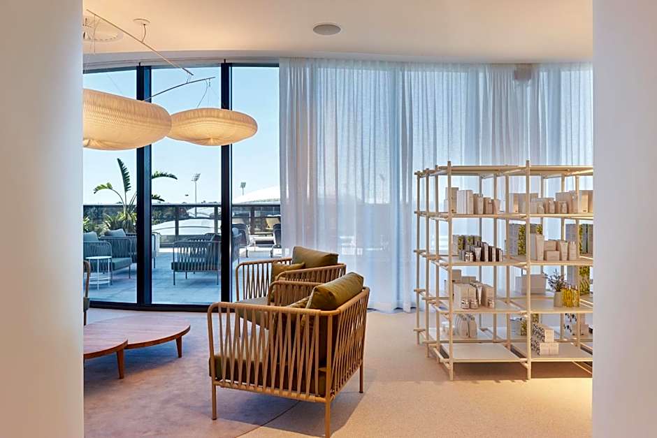 Eos by SkyCity