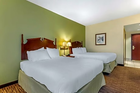 2 Queen Beds Non-Smoking