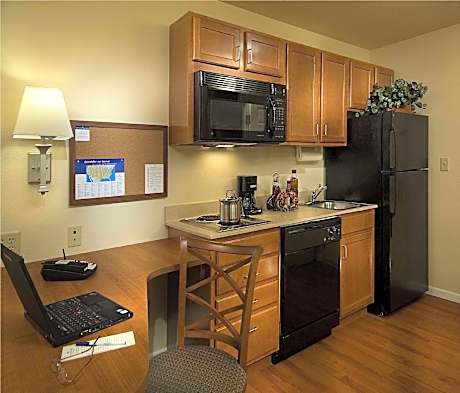 CANDLEWOOD SUITES AVONDALE-NEW ORLEANS By IHG