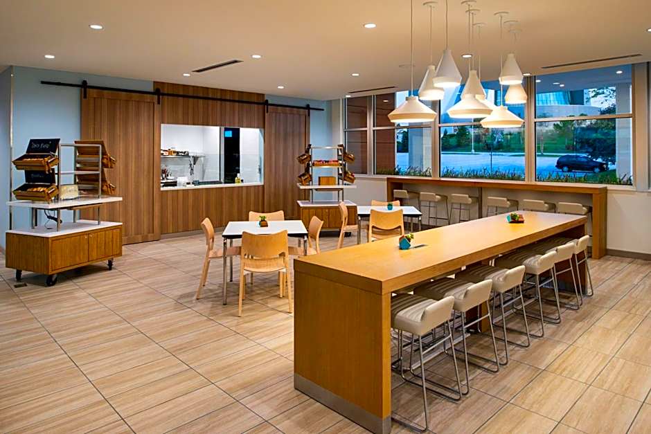 Element Overland Park