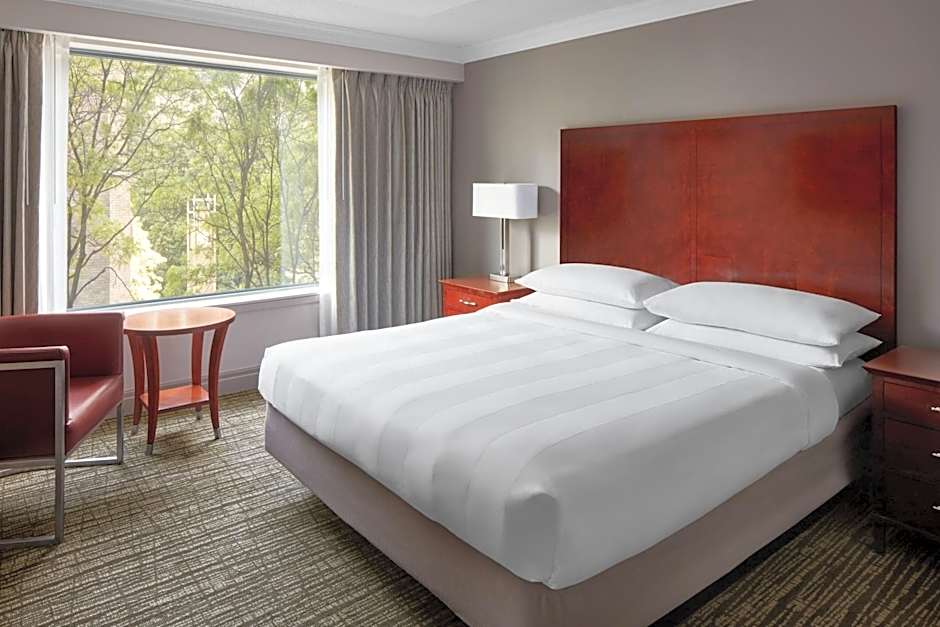 Marriott Downtown at CF Toronto Eaton Centre