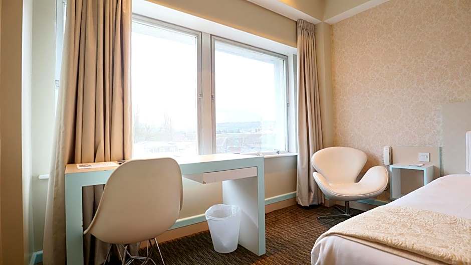 Citrus Hotel Cheltenham by Compass Hospitality