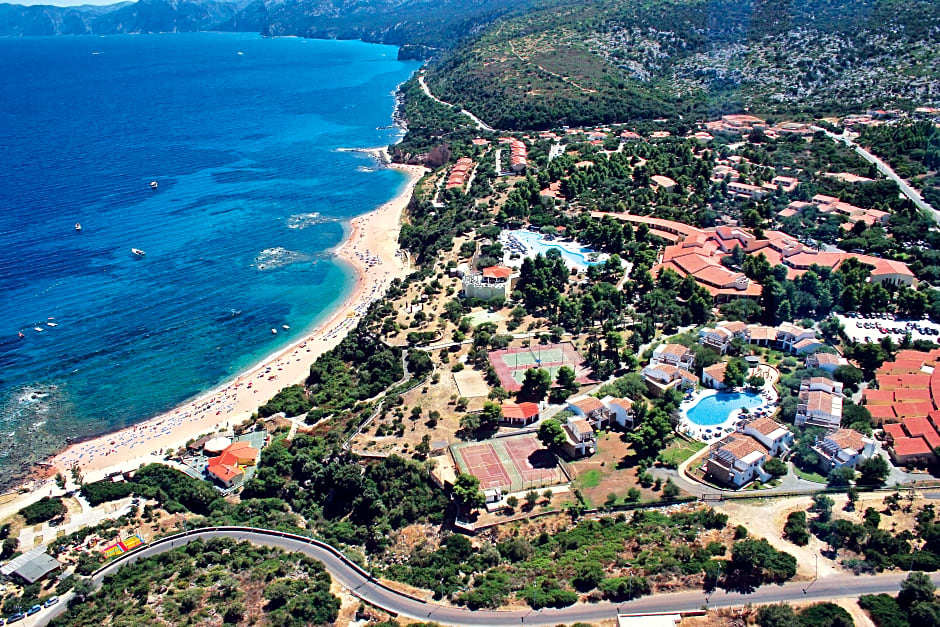 Club Esse Palmasera Il Borgo