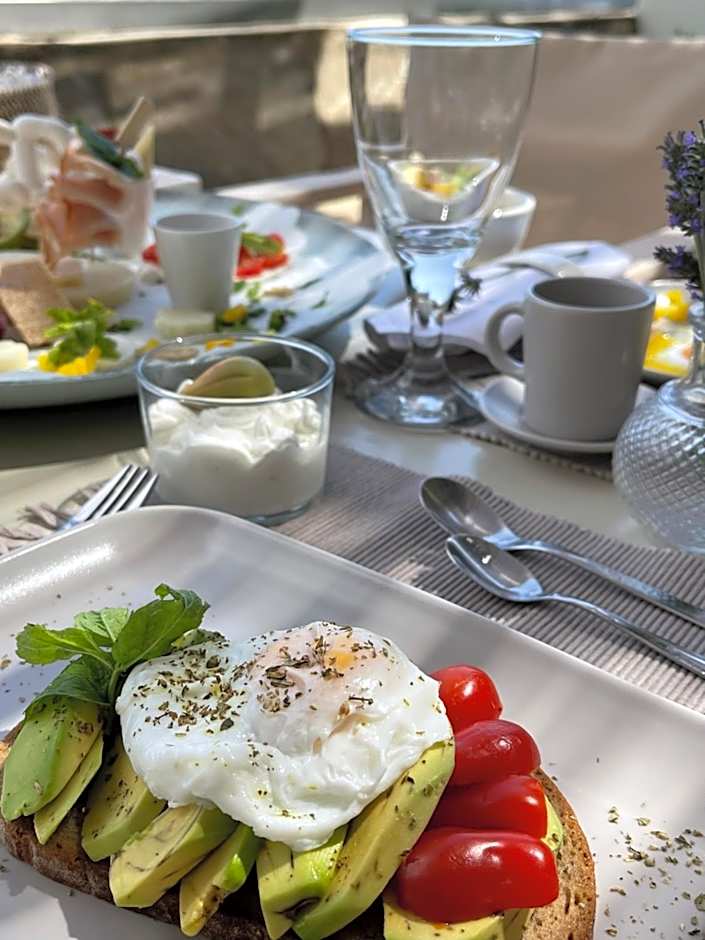 Casa Di Fiori Andros Suites