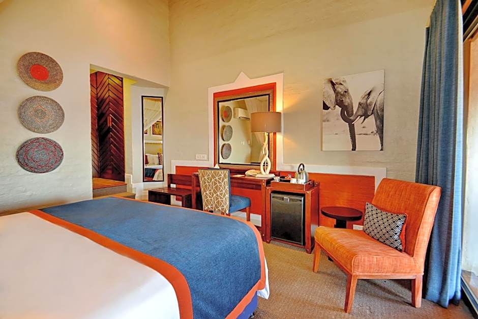 Victoria Falls Safari Lodge