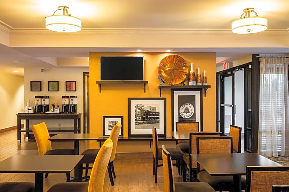 Hampton Inn By Hilton Philadelphia-International Airport