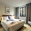 Leonis Restaurant & Rooms