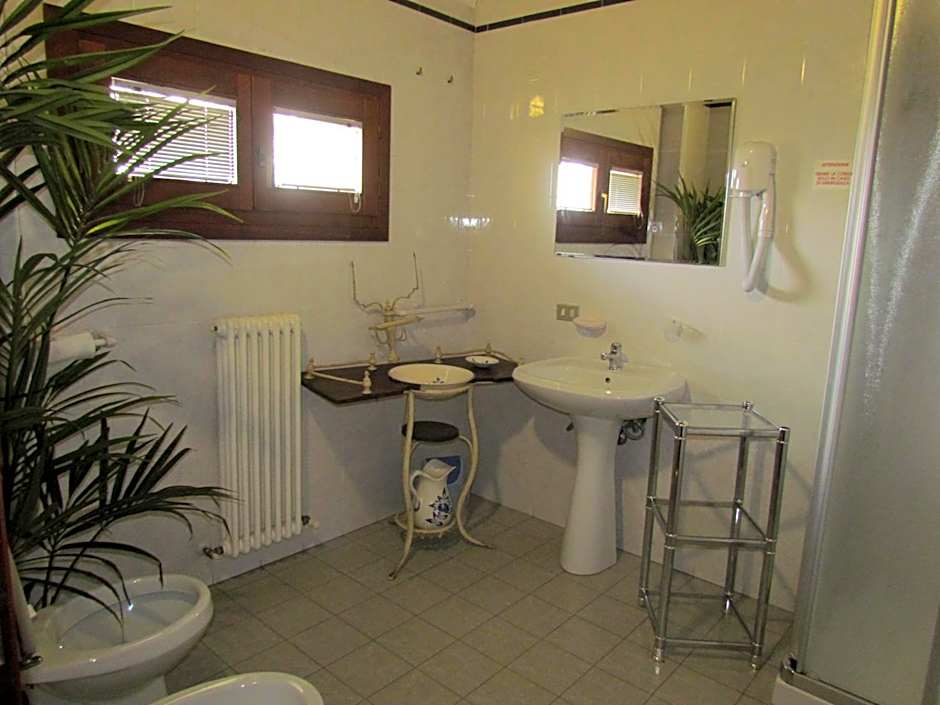 Ristorante Alloggio Ostello Amolara